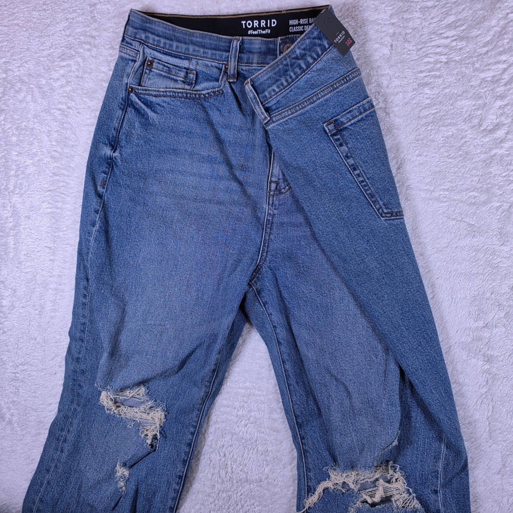 NEW Torrid Women 14S Jeans Blue Spandex High Rise Baggy Straight Distressed